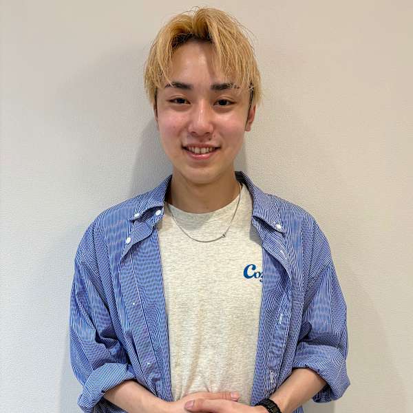 【全席半個室サロン】Natural 仙台東口店【ナチュラル センダイヒガシグチテン】のスタッフ紹介。目黒 隼之介