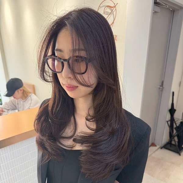 ＊ダークブラウン毛先レイヤーカット＊【Zina福岡天神】