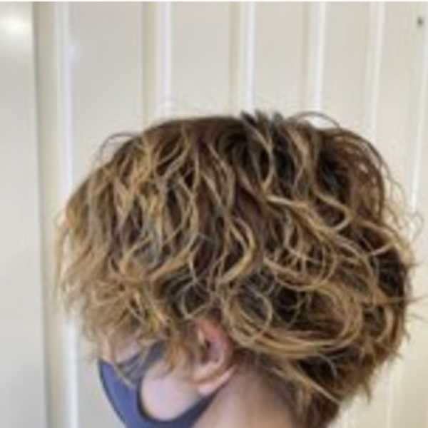 スパイラルパーマ|ハイトーン|ハイライト【花巻|北上】|Nadia by charis【ナディアバイカリス】 花巻 | 北上