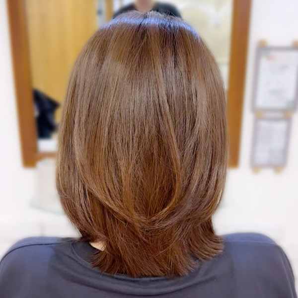 自然な動きが魅力🌟大人柔らかミディアムレイヤー