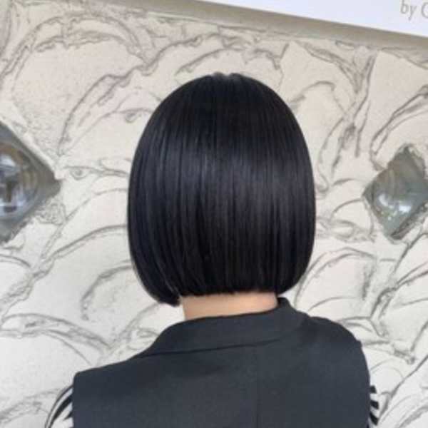 きりっぱなしボブ|ミニボブ|ショートボブ|ブルーブラック|Nadia by charis【ナディアバイカリス】 花巻 | 北上