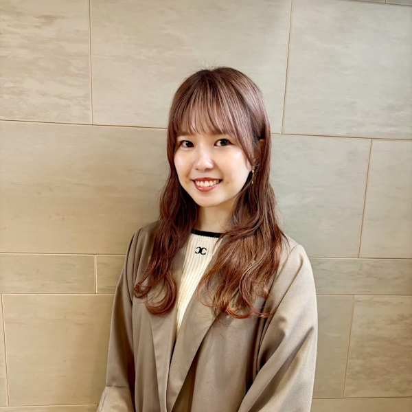 SENSE beauty salon【センス　ビューティサロン】のスタッフ紹介。富岡 佑麻