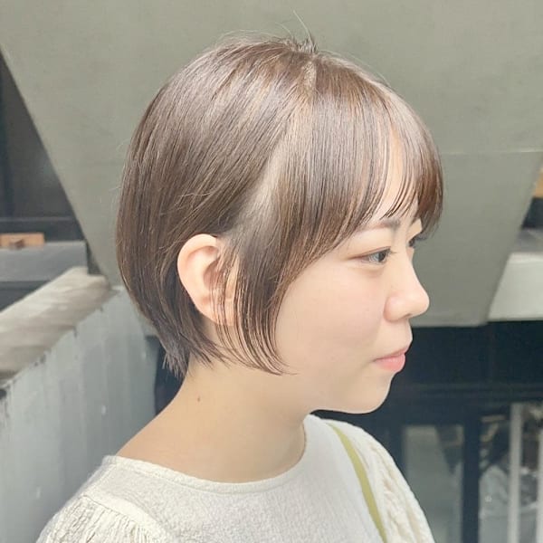 ショートボブ/丸みショート/耳掛けショート