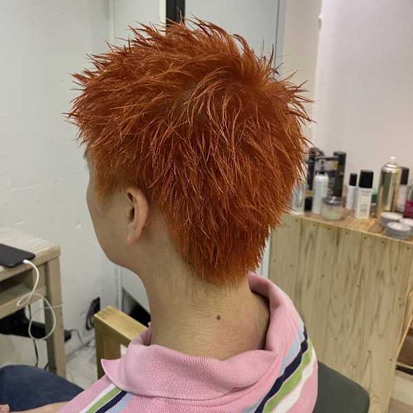 アップバングショート/スパイキーショート/ハイトーンカラー