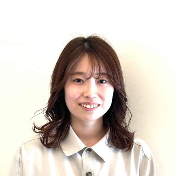 ほうせん花美容室【ホウセンカビヨウシツ】のスタッフ紹介。冨樫　可南子