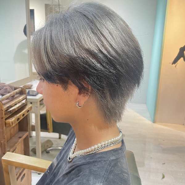 センターパート/ハイトーンカラー/エンドカラー