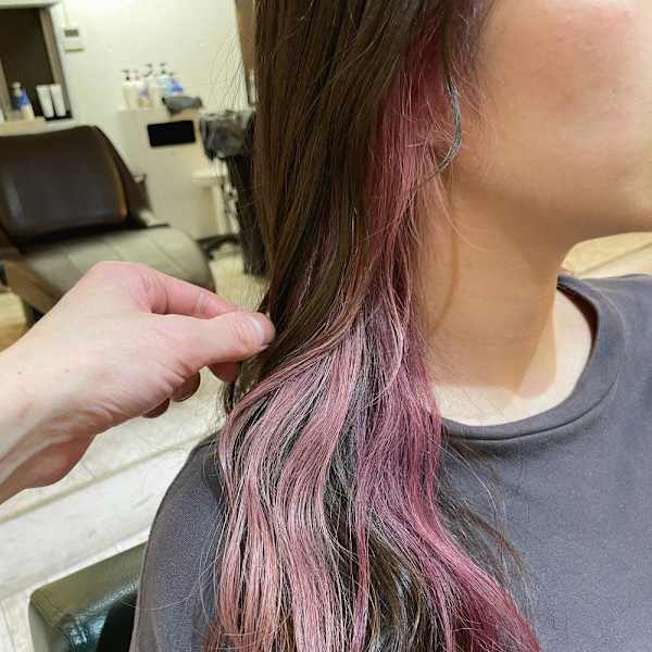 ピンクインナーカラー/イヤリングカラー