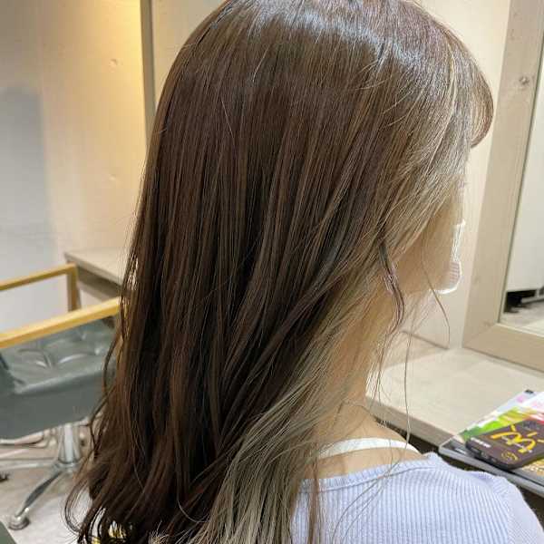 インナーカラー×ミルクティーグレージュ