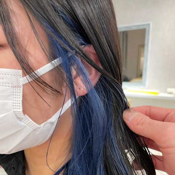 ネイビーブルー×インナーカラー/イヤリングカラー