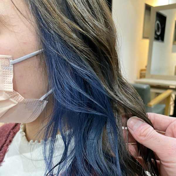 インナーカラー×ブルー　ネイビーブルー イヤリングカラー