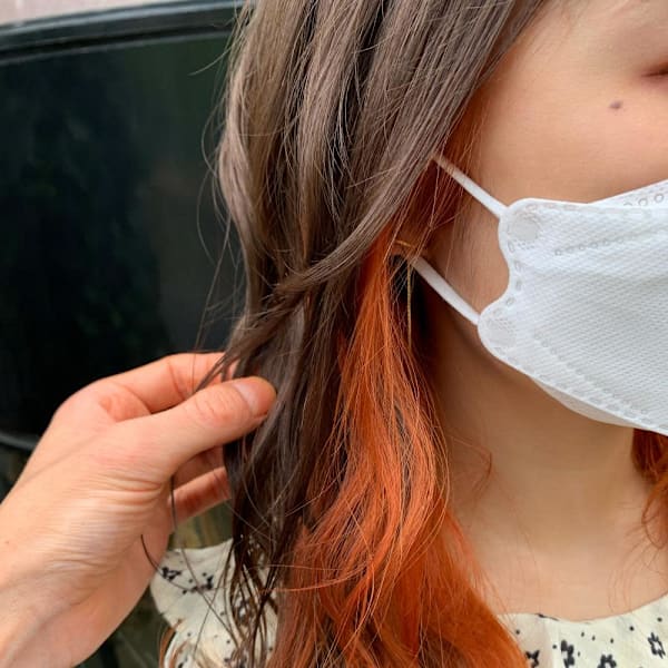 大人気！オレンジ　イヤリングカラー