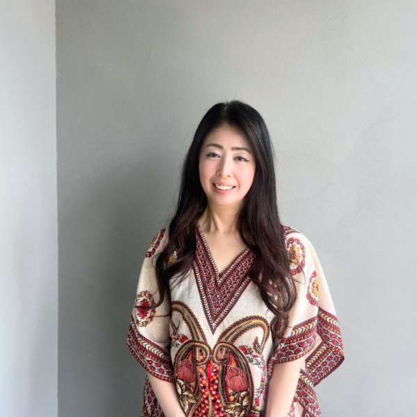 NAKAO COIFFURE【ナカオ コアフュール】のスタッフ紹介。下田 幸恵