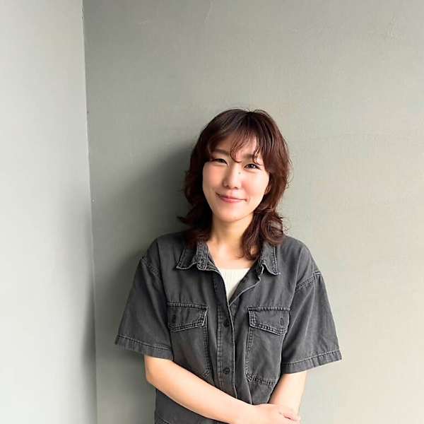 NAKAO COIFFURE【ナカオ コアフュール】のスタッフ紹介。水谷 綾乃