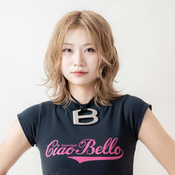 艶髪ハイトーン♪韓国風レイヤーカット|SOURCE 天王寺