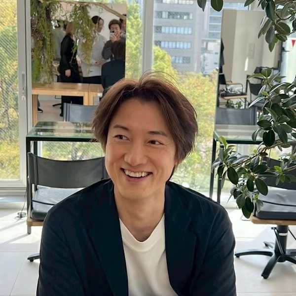 ETOWA【エトワ】【エトワ】のスタッフ紹介。千賀 大輔