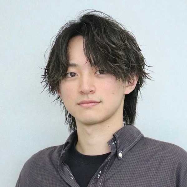 Genie -メンズカット & メンズパーマ 新百合ヶ丘【ジーニーメンズカットアンドメンズパーマ シンユリガオカ】のスタッフ紹介。RYOYA(本厚木/メンズカット)