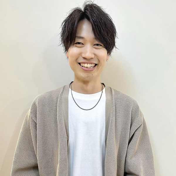 noa Hair Design 町田店【ノアヘアデザインマチダテン】のスタッフ紹介。KAZUKI ISHIKAWA