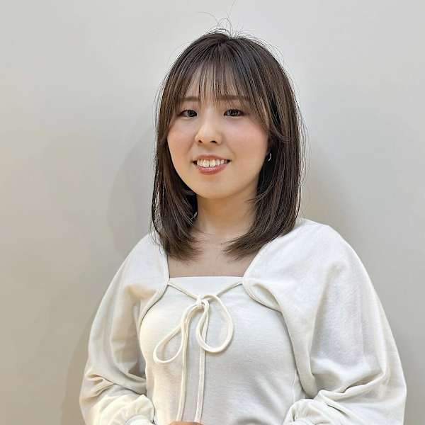 noa Hair Design 町田店【ノアヘアデザインマチダテン】のスタッフ紹介。高島　梨瑚
