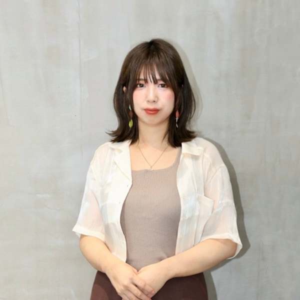 【ヘアケア特化型サロン】newi 梅田【ヘアケアトッカガタサロン ネウィ ウメダ】のスタッフ紹介。yuko