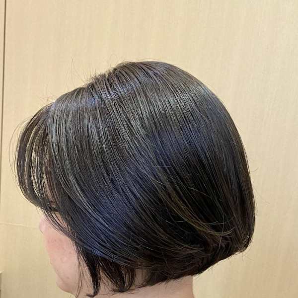 襟元スッキリ☆丸みミニボブ