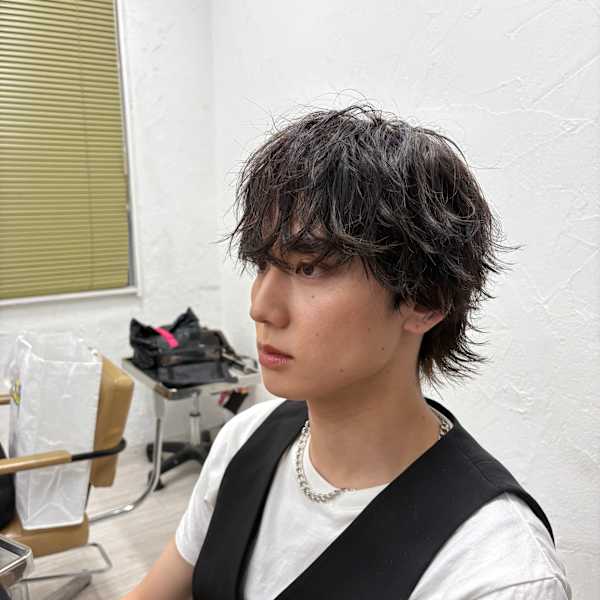 メンズ特化スタイリストによる無造作マッシュスタイル
