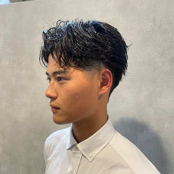 爽やかセンターパート|【シェアサロン】Men's salon REIR
