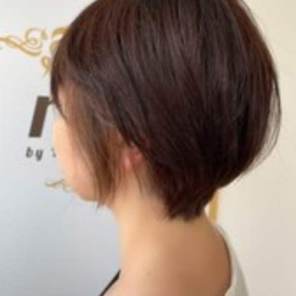 ショートボブ×小顔効果【盛岡|青山|滝沢|ショート】|reve by Charis【レーヴバイカリス】 盛岡 | 滝沢