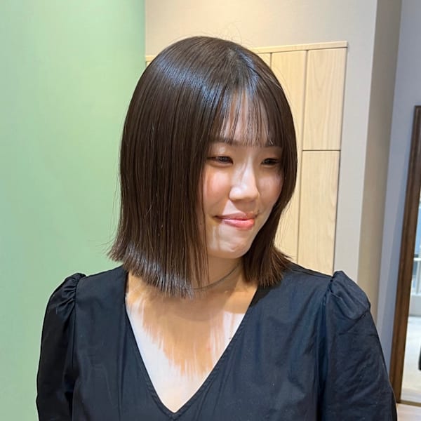 【乾かすだけでツヤサラ髪に♪】縮毛矯正＆切りっぱなしボブ