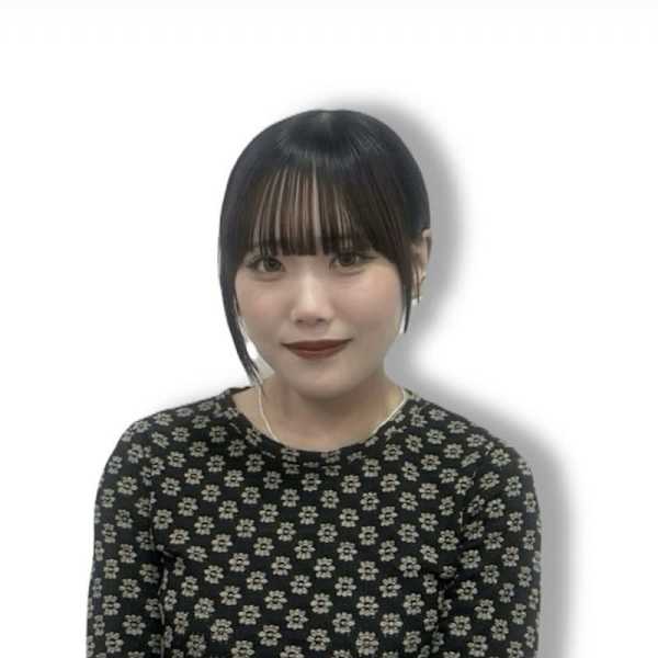 アイブロウサロン mine 松戸店【眉毛専門店】【アイブロウサロン マイン マツドテン マユゲセンモンテン】のスタッフ紹介。ミサキ 