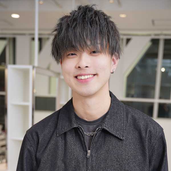 NYNY 姫路本店【ニューヨークニューヨーク ヒメジホンテン】のスタッフ紹介。片岡 優介