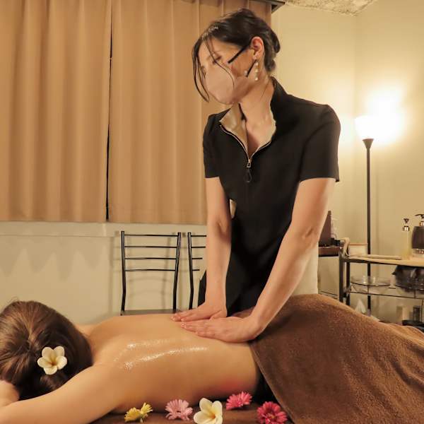 PeriDot salon【ペリドット サロン】のスタッフ紹介。ツチヤ