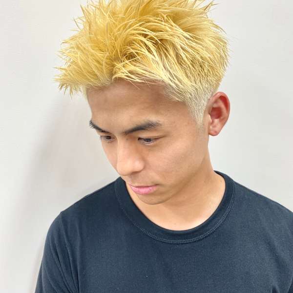 抜きっぱなしスパイキーショート刈り上げスパイキーショート