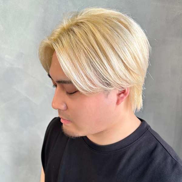 抜きっぱなしブロンドブリーチ|Levi 神楽坂