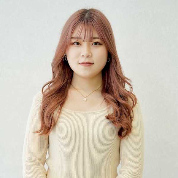tRe hair 京都 烏丸 MILBON オージュア認定サロン【トレヘアー】【トレヘアー キョウト カラスマ ミルボン オージュア ニンテイサロン】のスタッフ紹介。山内 都弥