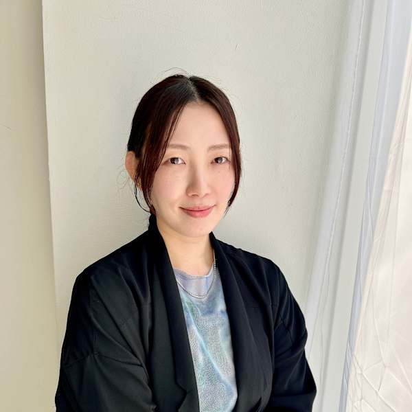 半個室型美容室 Sourire 小倉店【ハンコシツガタビヨウシツ スーリール コクラテン】のスタッフ紹介。中嶋 ひかる