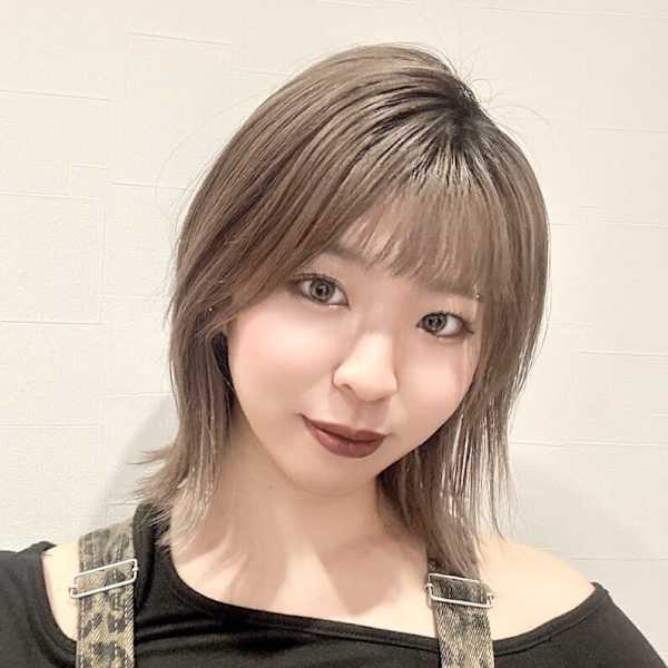 HAIR & MAKE EARTH 会津若松店【ヘアメイクアース アイズワカマツテン】のスタッフ紹介。長嶺芽衣