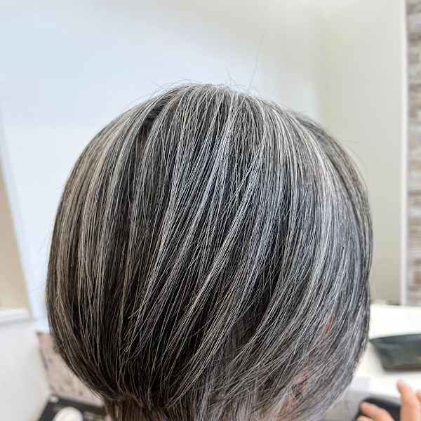 大人ショート/ショートボブ/グレイカラーショート|Capelli di arte【カペリ デ アーテ】