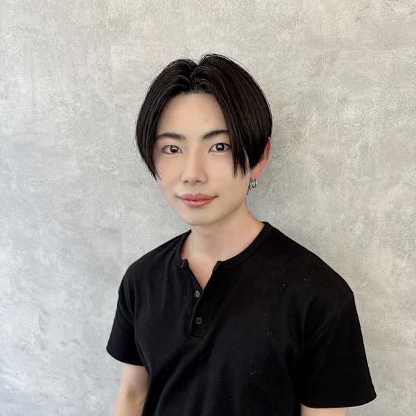 【全席個室サロン】NUMBER 天王寺【ナンバー】【ゼンセキコシツサロン ナンバー テンノウジ】のスタッフ紹介。yuya