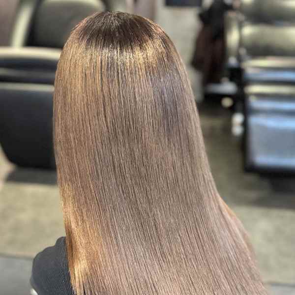 《鈴木茉奈》酸性ストレート/ブリーチ履歴/大宮