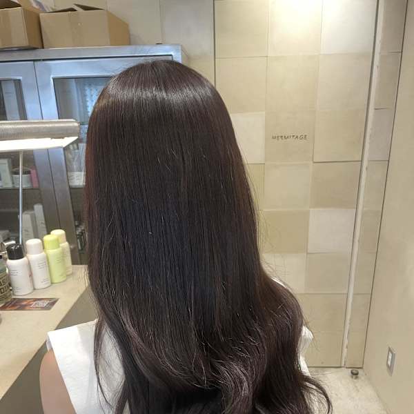 透明感たっぷりグレージュカラー