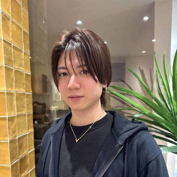 全席個室美容室 Zina 西荻窪 髪質改善＆トリートメント【ゼンセキコシツビヨウシツ ジーナニシオギクボカミシツカイゼン】のスタッフ紹介。FUMIYA 