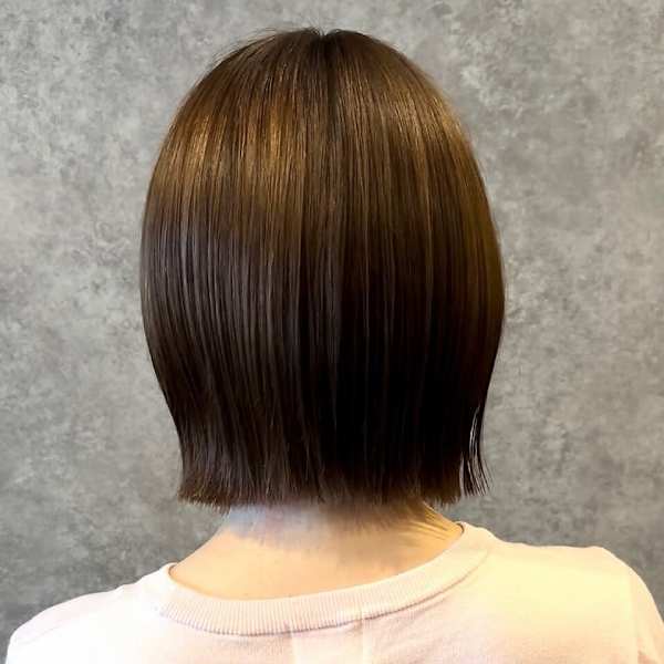 酸性縮毛矯正ミニボブ切りっぱなしボブ外はねボブ