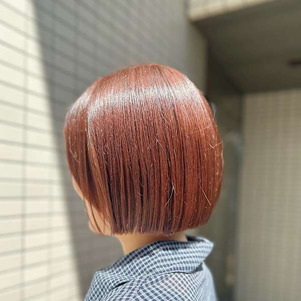 ボブカット/切りっぱなしボブ/オレンジカラー/ブリーチなし/