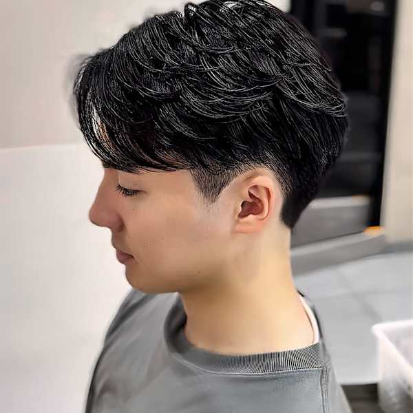 毛流れセンターパートニュアンスパーマセンター分け韓国ヘア横浜|Ash 桜木町店