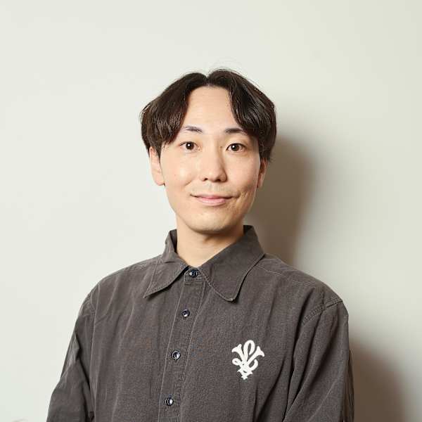 LAVIE NEWSTANDARDBARBER 浜松町本店【ラヴィニュウスタンダードバーバー ハママツチョウホンテン】のスタッフ紹介。MORIOKA KOUYA