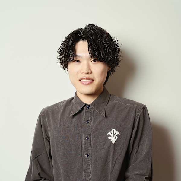LAVIE NEWSTANDARDBARBER 浜松町本店【ラヴィニュウスタンダードバーバー ハママツチョウホンテン】のスタッフ紹介。CHIBA RUKIYA