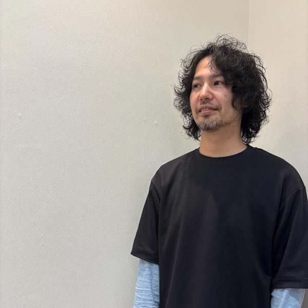 ヘアースペース ROSE'S 酒田南店【ヘアースペースローズエスサカタミナミテン】のスタッフ紹介。山崎 隼
