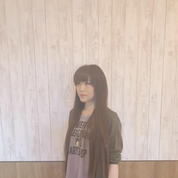 ヘアー&メイク ネイル モコモコ&キッズモコ 千葉店【ヘアーメイクネイルモコモコアンドキッズモコチバテン】のスタッフ紹介。荒井 真弓