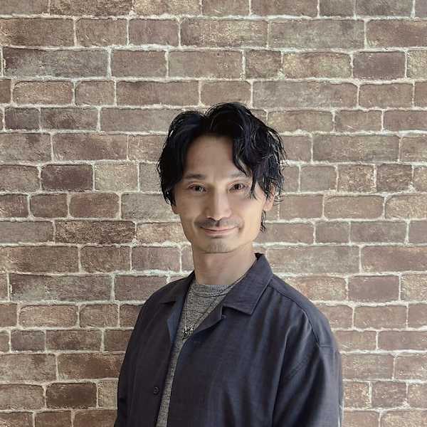 Lusso chiaro　西池袋店【ルッソチアロ　ニシイケブクロテン】のスタッフ紹介。小島 亮