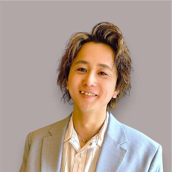 Beauty salon Peige【ビューティーサロン ペイジ】のスタッフ紹介。高橋 秀平